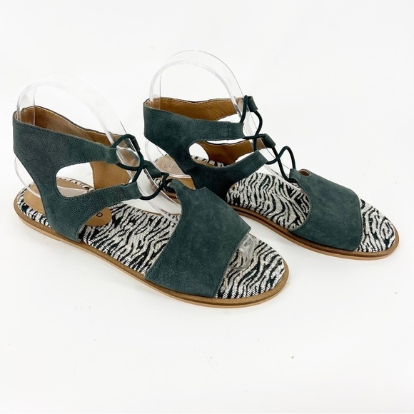 ✅ Lucky Brand Women's Feray Flat Sandal GREEN SIZE 7 - Picture 1 of 10
